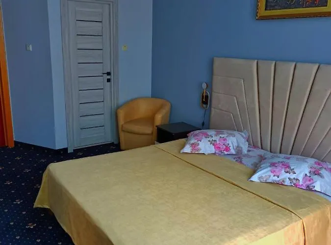 Hotel Duet